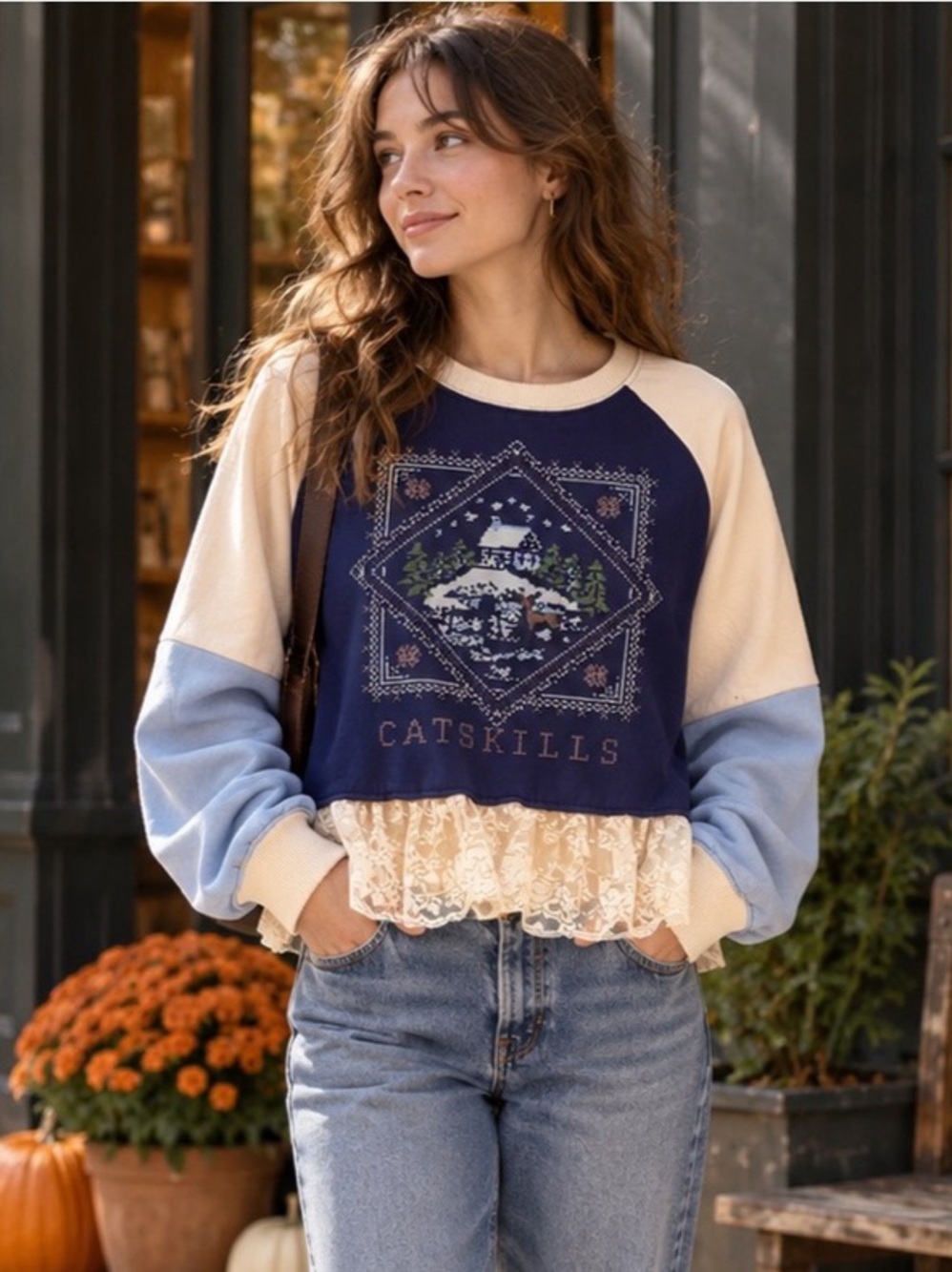 BDG Catskills Graphic Lace Trim Colorblock Cropped Sweatshirt M Cozy Oversided